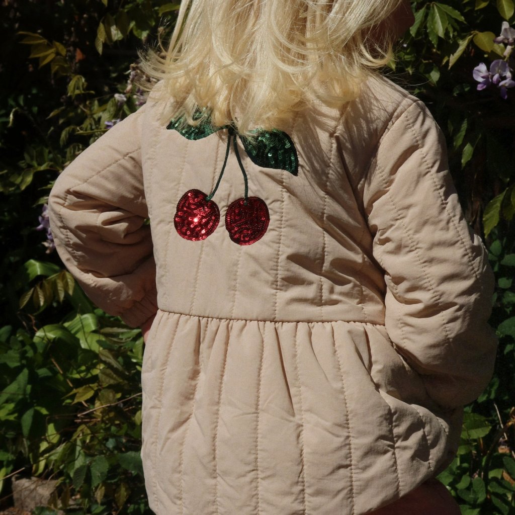 JUNA striukė „Vyšnia“