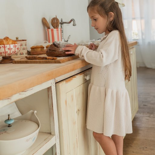 Megzta suknelė su kiškučiu | Livly